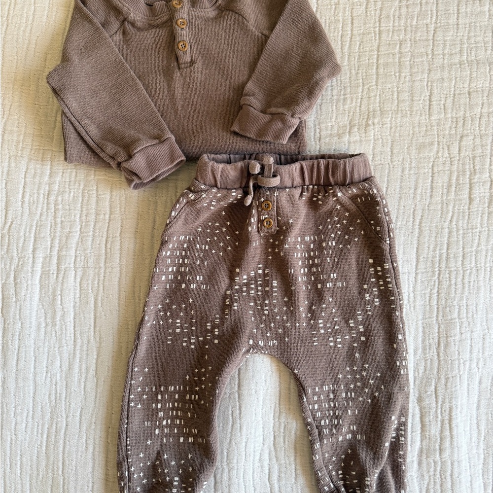Brown Matching Sweatpants Set with Elastic Waistbands